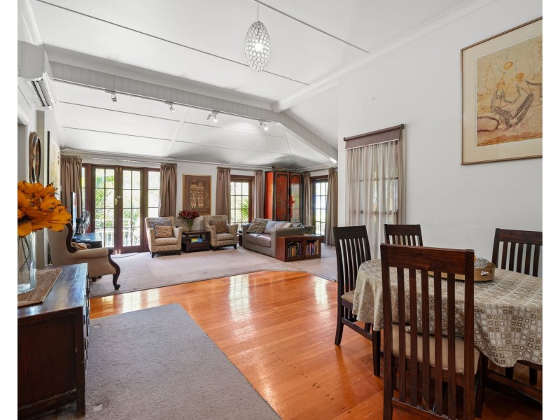 1 Arras Street, Yeronga QLD 4104