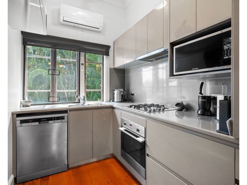 1 Arras Street, Yeronga QLD 4104