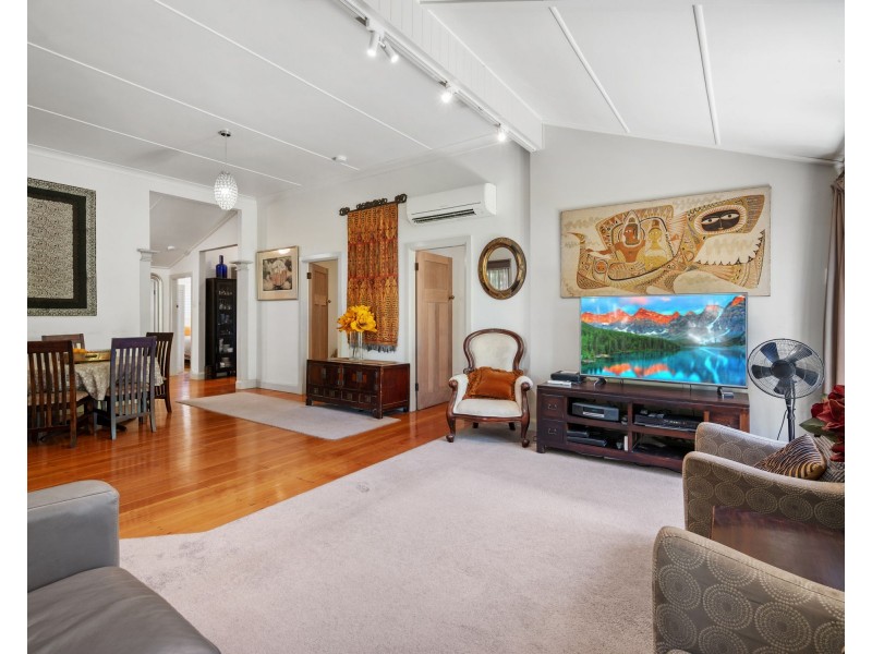 1 Arras Street, Yeronga QLD 4104