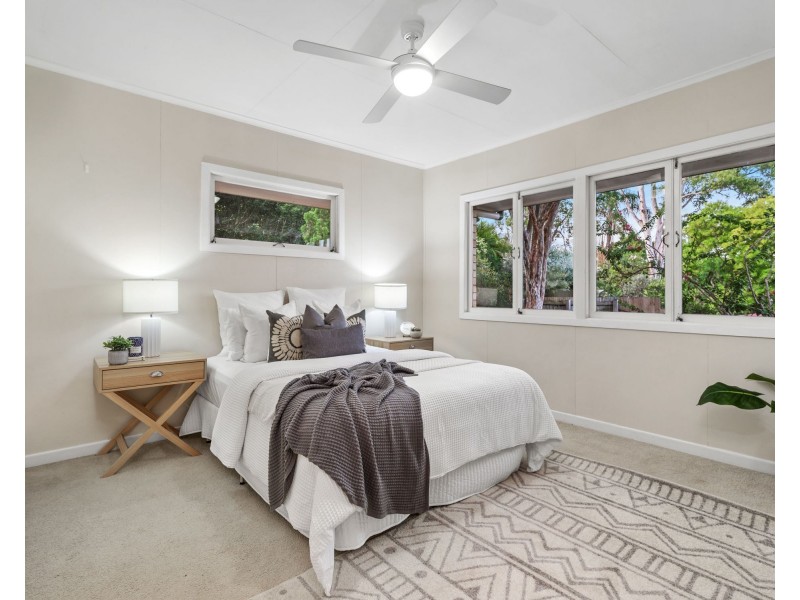 1654 Creek Road, Carina QLD 4152