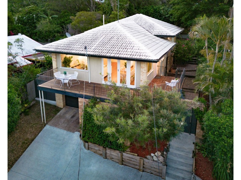 1654 Creek Road, Carina QLD 4152