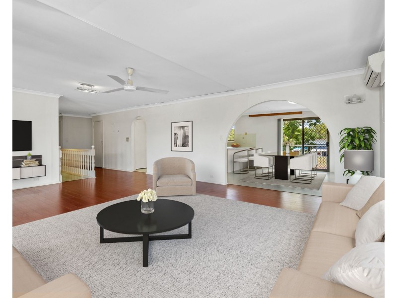 27 Kenora Street, Mansfield QLD 4122