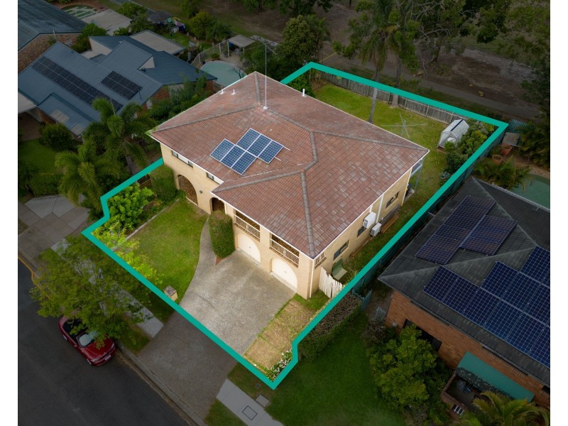 27 Kenora Street, Mansfield QLD 4122