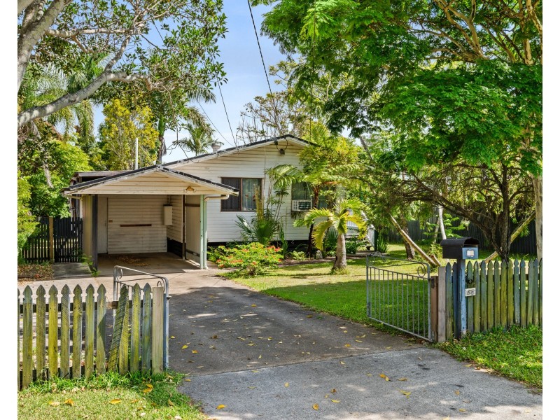 68 Aquarius Drive, Kingston QLD 4114