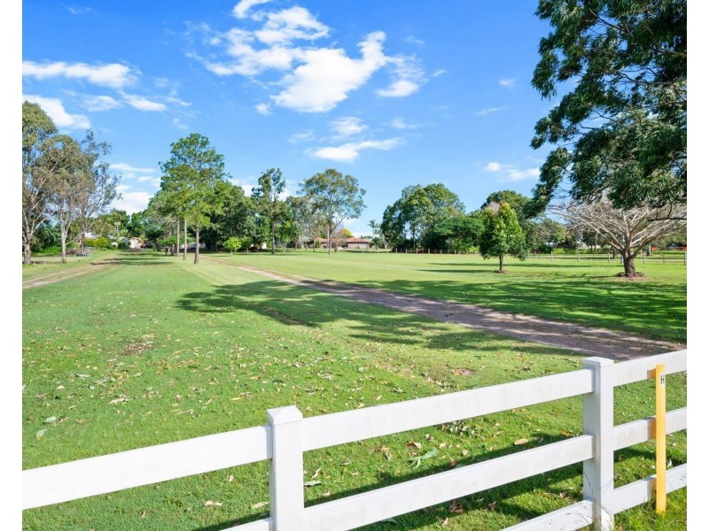 11-13 Moloney Road, Waterford West QLD 4133