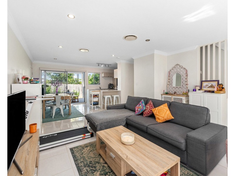 17/200 Meadowlands Road, Carina QLD 4152