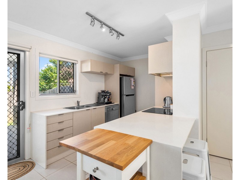 17/200 Meadowlands Road, Carina QLD 4152