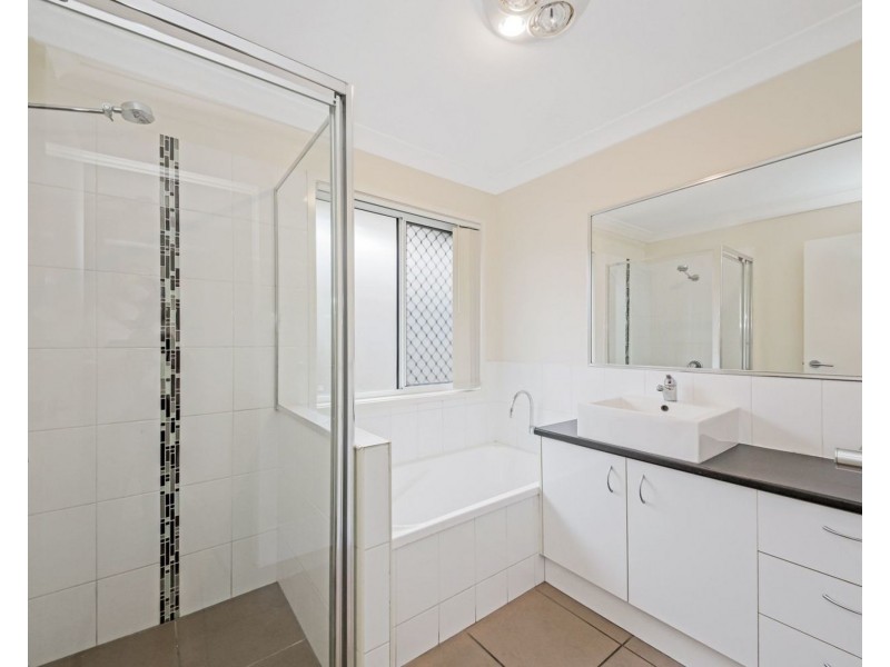1/2145 Wynnum Rd, Wynnum QLD 4178