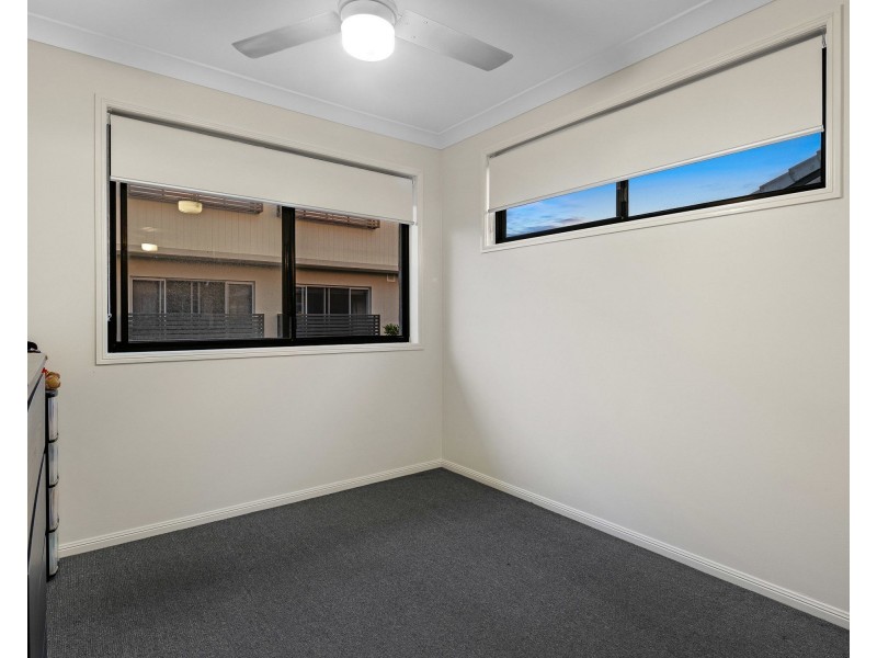 2/24 Herbertson Road, Carina Heights QLD 4152