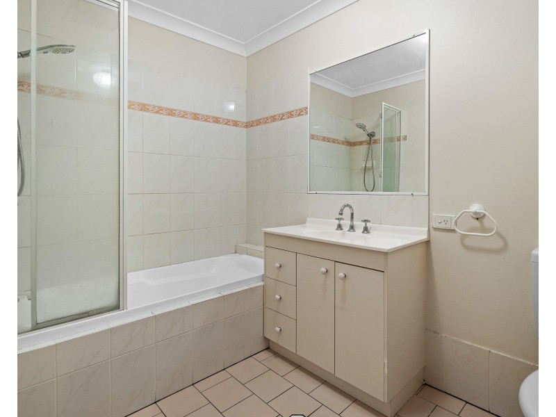 2/24 Herbertson Road, Carina Heights QLD 4152