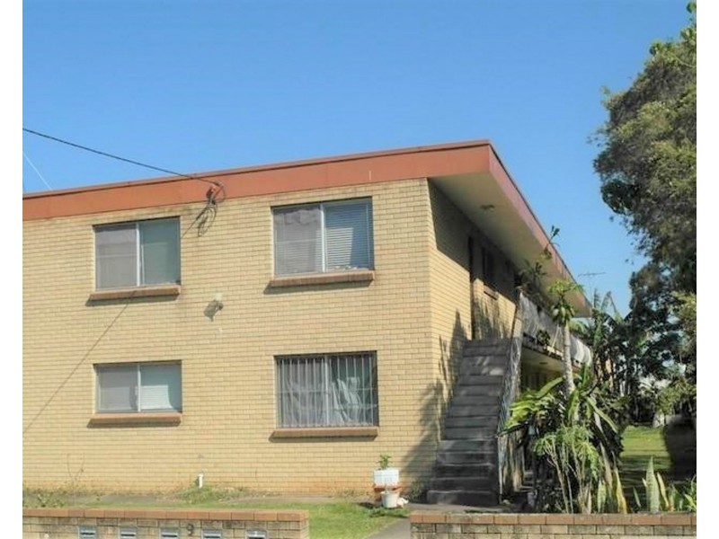 4/9 Hows Road, Nundah QLD 4012