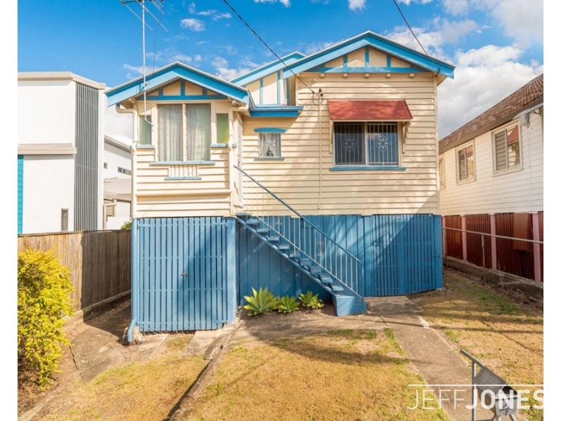 4 Nelson Street, Dutton Park QLD 4102