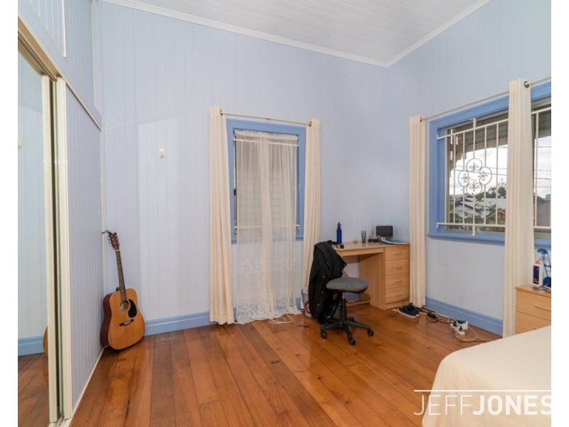 4 Nelson Street, Dutton Park QLD 4102