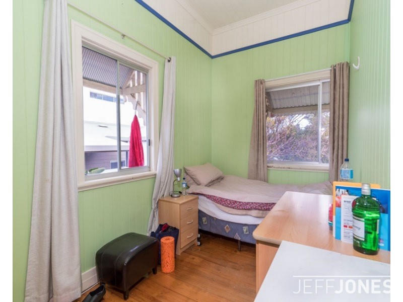 4 Nelson Street, Dutton Park QLD 4102
