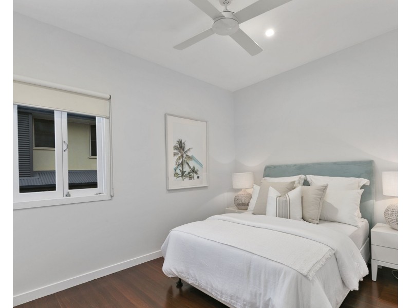 10 Olinda Street, Carina QLD 4152