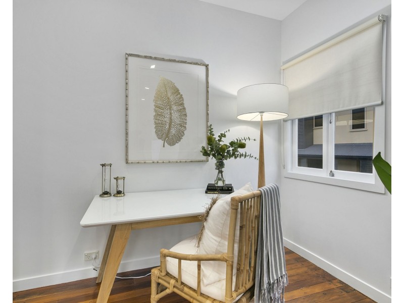 10 Olinda Street, Carina QLD 4152