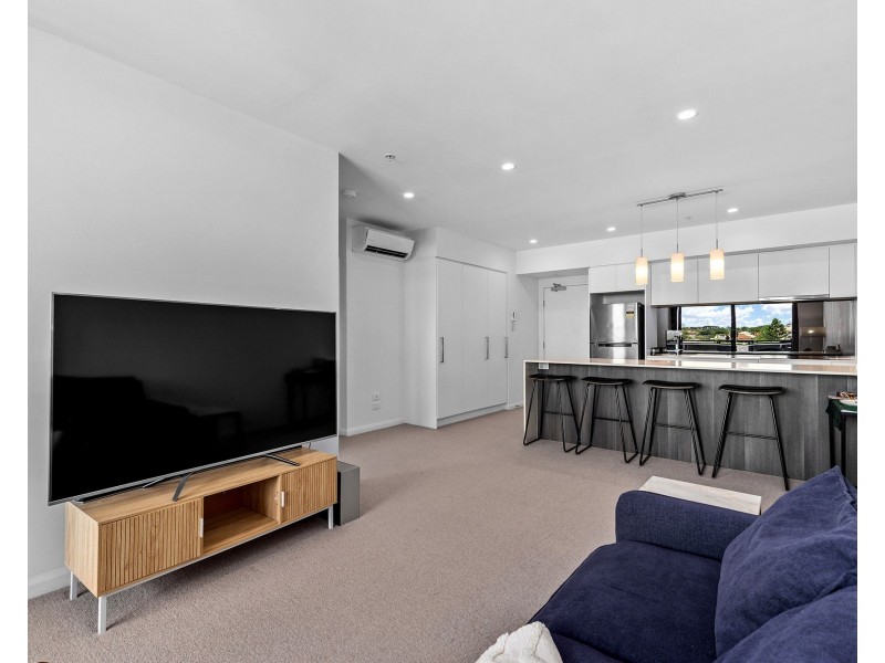 10809/300 Old Cleveland Road, Coorparoo QLD 4151