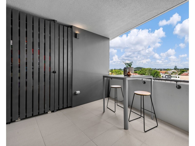 10809/300 Old Cleveland Road, Coorparoo QLD 4151