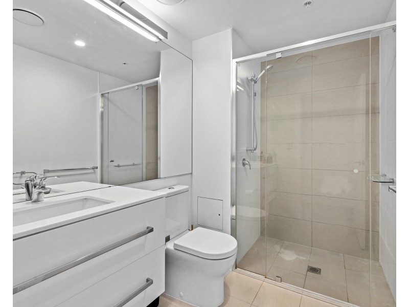 10809/300 Old Cleveland Road, Coorparoo QLD 4151