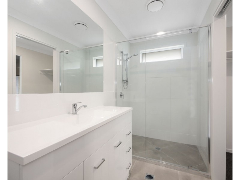 53 Brendan Way, Victoria Point QLD 4165