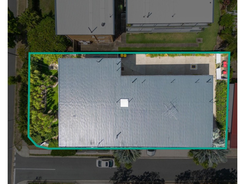 2/241 Cavendish Road, Coorparoo QLD 4151