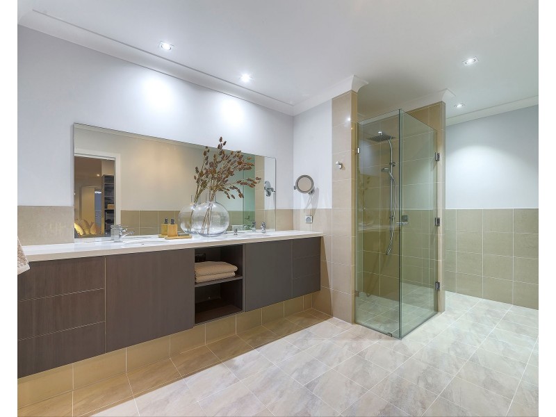 39 Weemala Street, The Gap QLD 4061