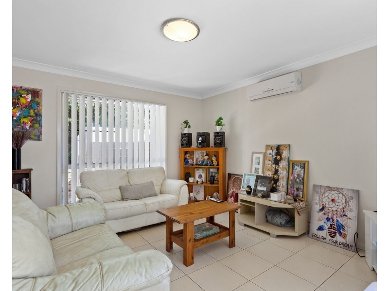 4/10 Sunning Street, Kearneys Spring QLD 4350