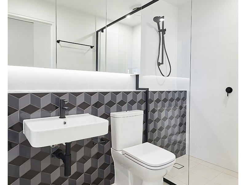 1404/62 Logan Road, Woolloongabba QLD 4102