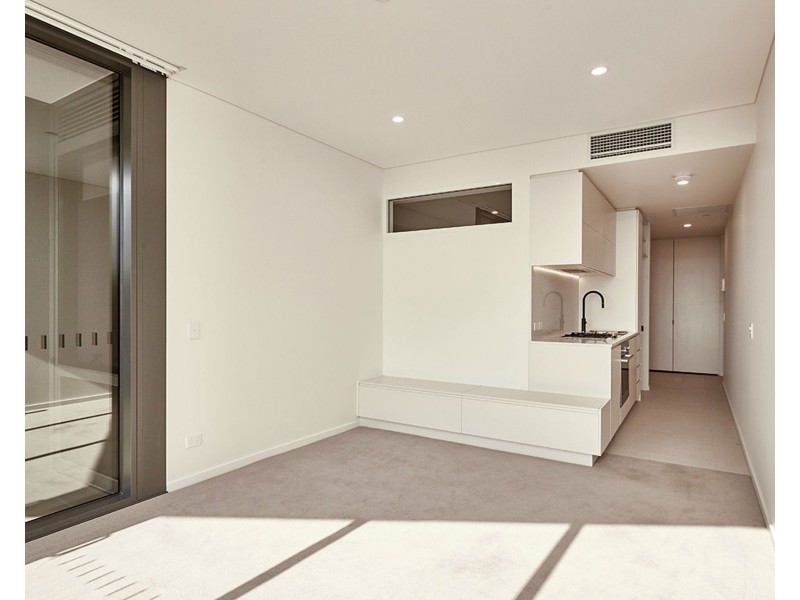 1005/62 Logan Road, Woolloongabba QLD 4102