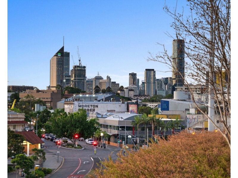 1005/62 Logan Road, Woolloongabba QLD 4102