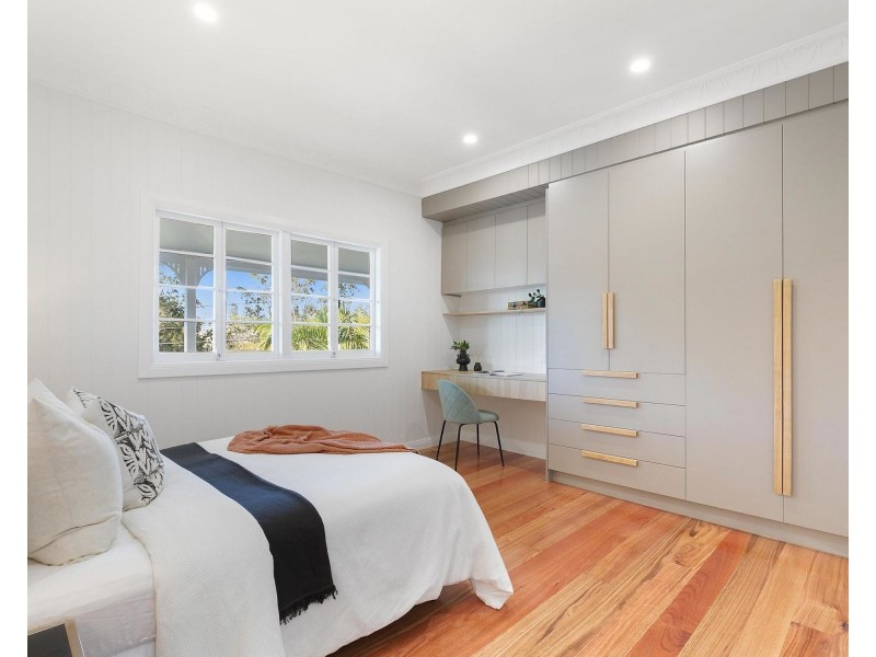 71 Sunshine Avenue, Tarragindi QLD 4121