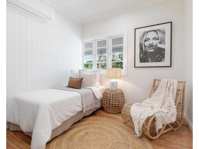 71 Sunshine Avenue, Tarragindi QLD 4121