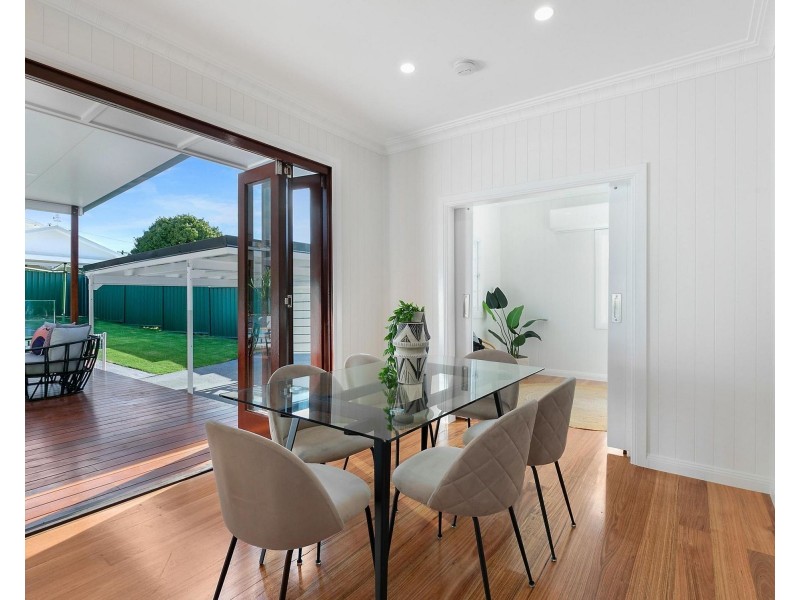 71 Sunshine Avenue, Tarragindi QLD 4121