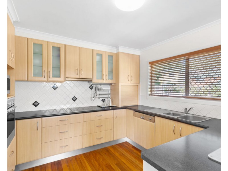 5 Colombo Street, Wishart QLD 4122