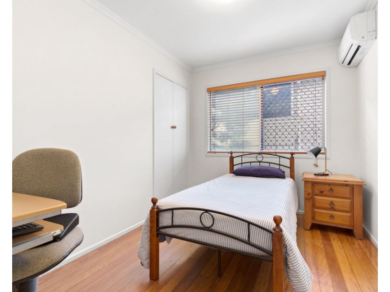 5 Colombo Street, Wishart QLD 4122