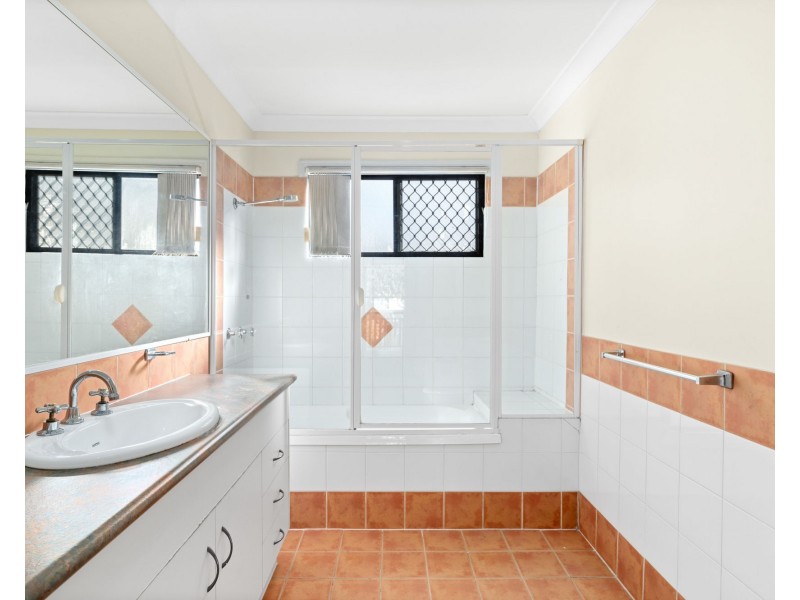 2/5 Barford Street, Moorooka QLD 4105