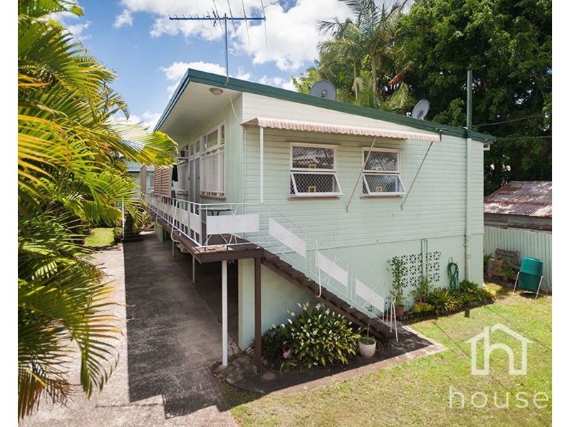 4/47 Deshon Street, Woolloongabba QLD 4102