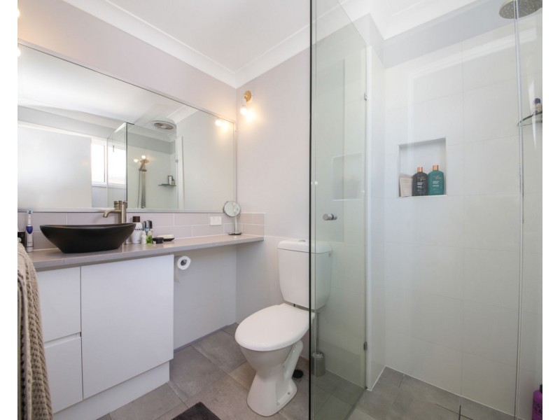 3/181 riding road, Balmoral QLD 4171