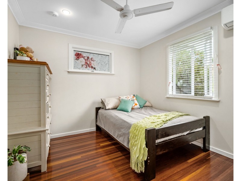 26A Robbies Avenue, Carina QLD 4152