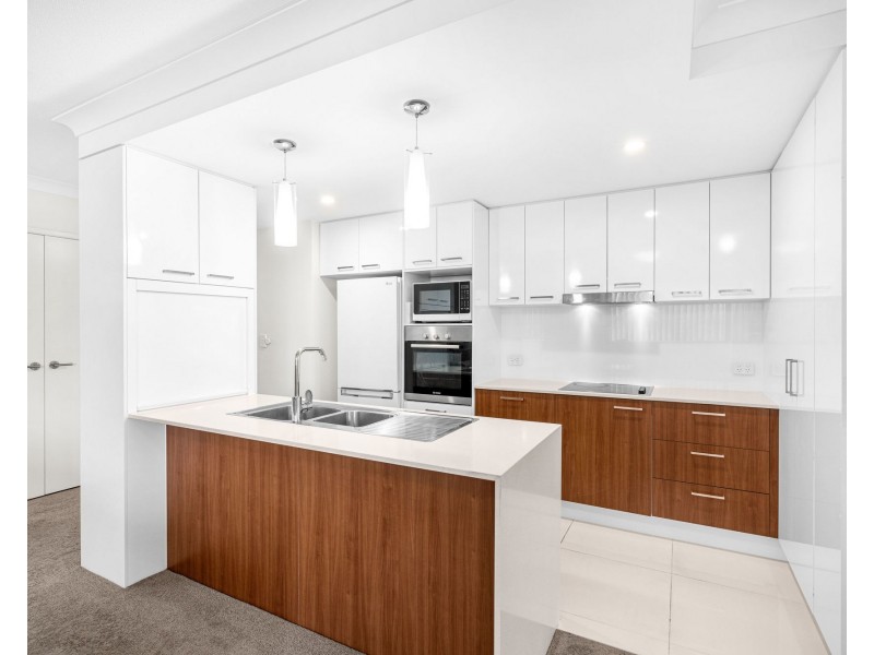 8/65 Ronald Street, Wynnum QLD 4178