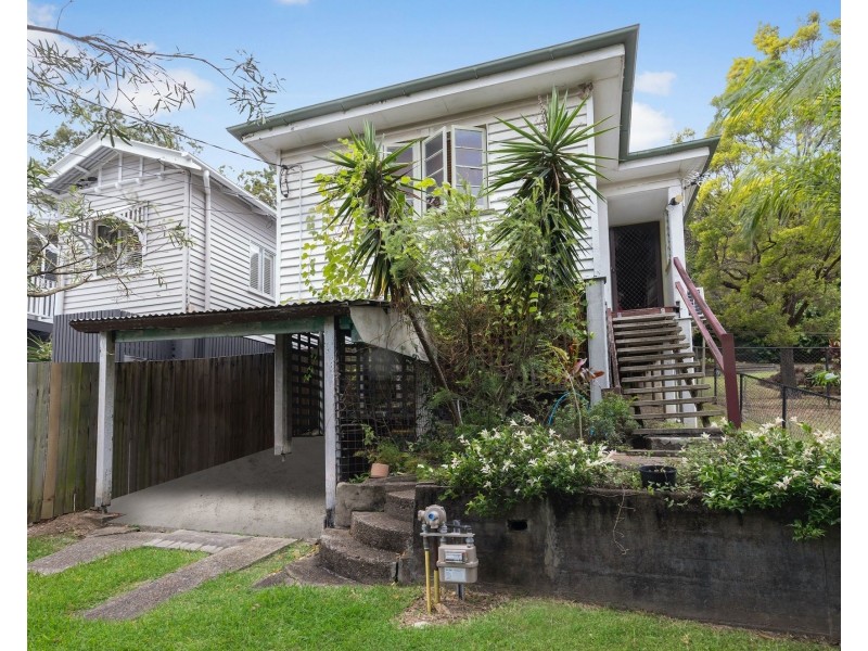 273 Bennetts Road, Norman Park QLD 4170