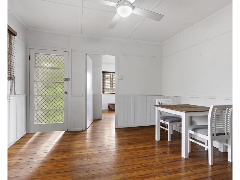 273 Bennetts Road, Norman Park QLD 4170