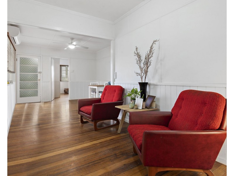 273 Bennetts Road, Norman Park QLD 4170