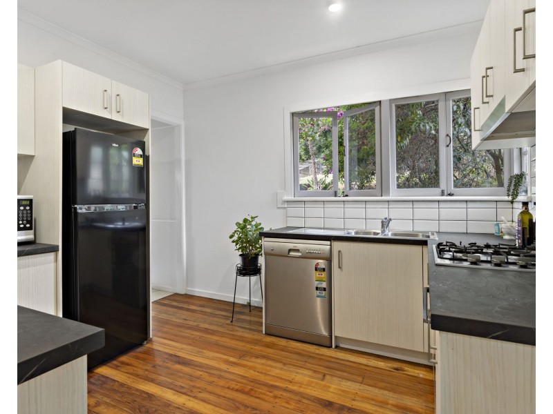 273 Bennetts Road, Norman Park QLD 4170