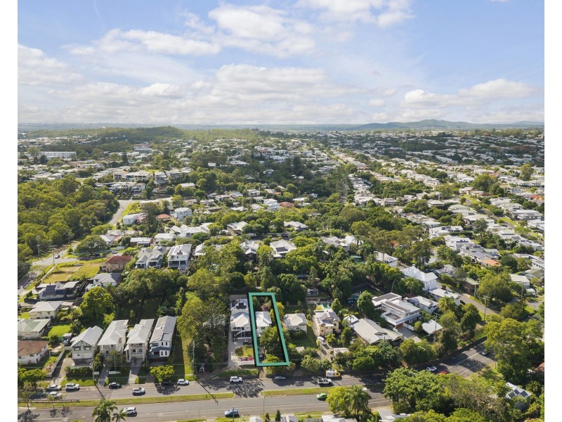 273 Bennetts Road, Norman Park QLD 4170