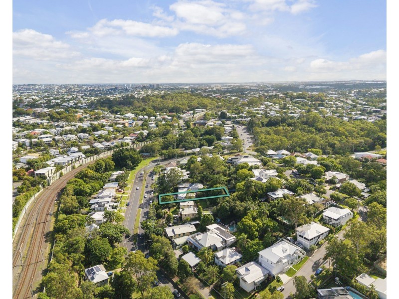 273 Bennetts Road, Norman Park QLD 4170