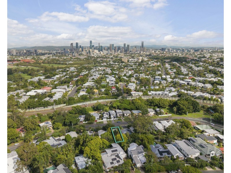 273 Bennetts Road, Norman Park QLD 4170