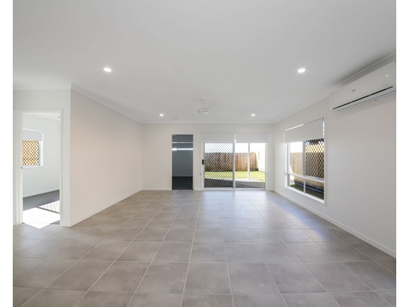 14 Greenside Street, Victoria Point QLD 4165