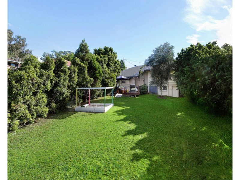 154 Boundary Road, Camp Hill QLD 4152