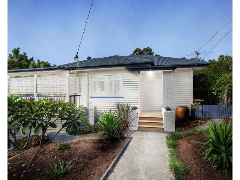 154 Boundary Road, Camp Hill QLD 4152